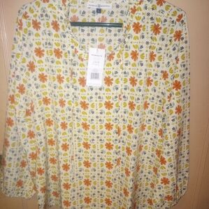 Michelle McDowell floral blouse large‎